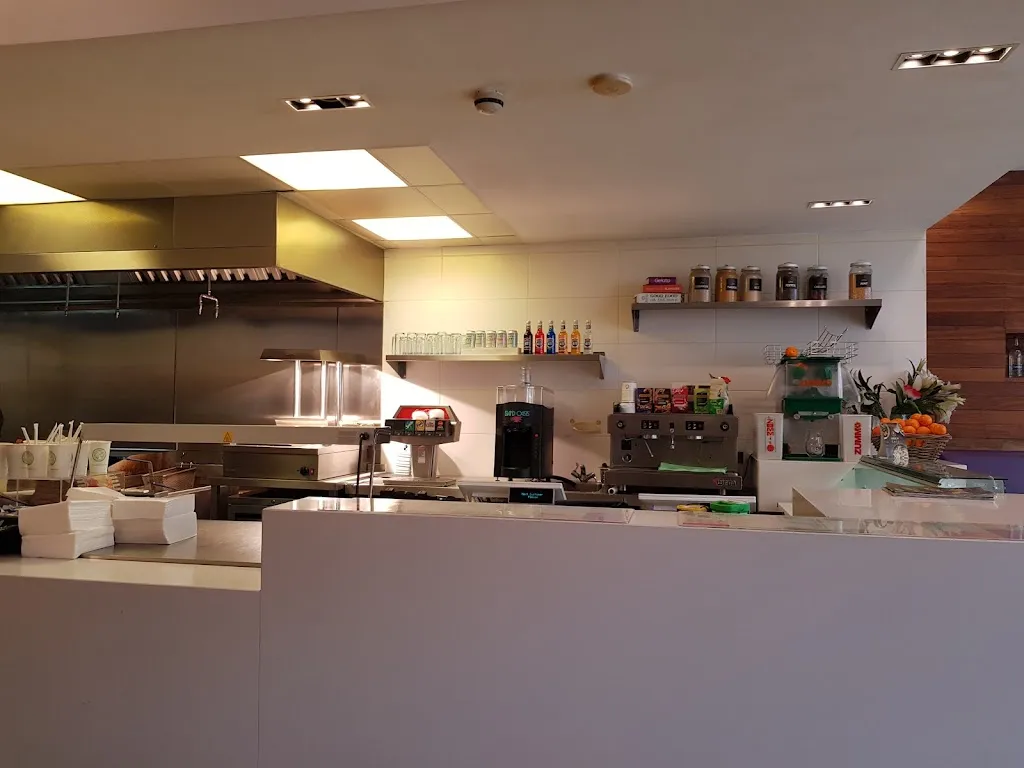 Roosters Piri Piri 1 Roosters Piri Piri