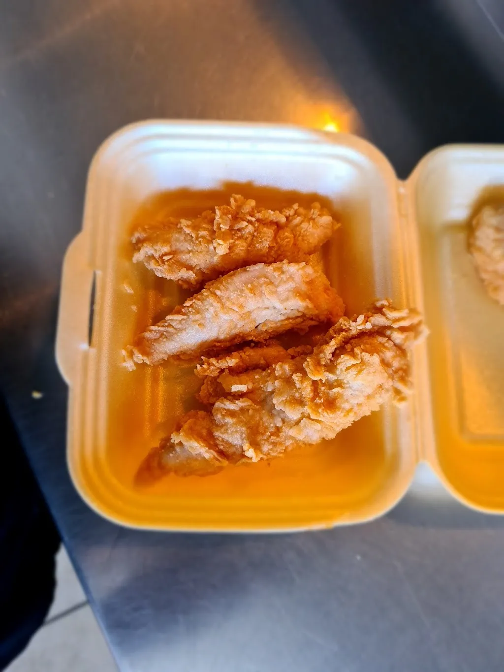 Shadwell fried chicken & pizza & peri peri