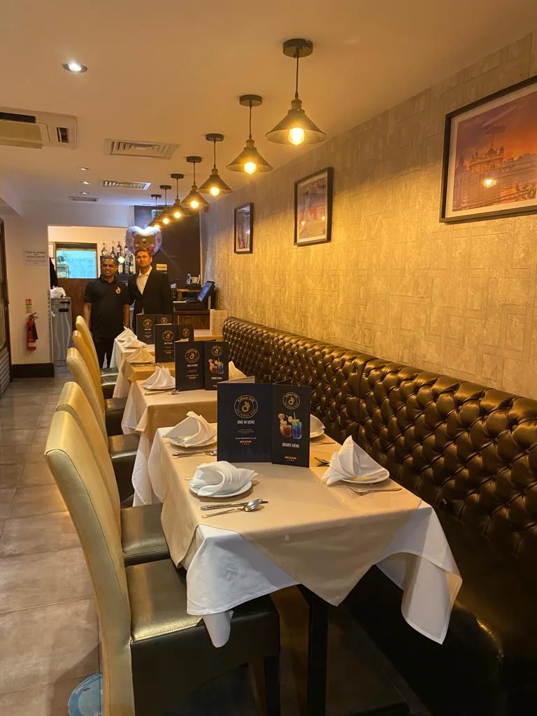 Takaa Tak Ealing, Indian restaurant