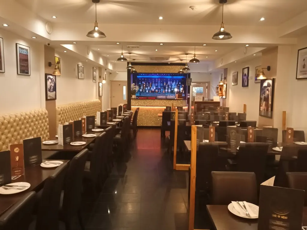 takaa tak, Hounslow