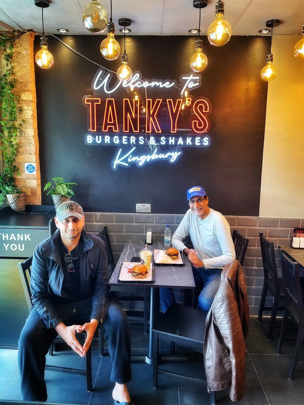 Tanky’s Burgers & Shakes