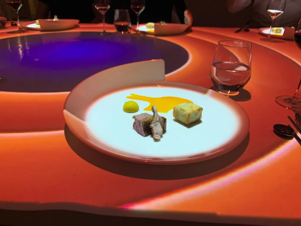 The Gastrophysics Chef's Table 1 The Gastrophysics Chef's Table