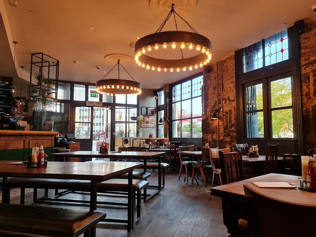 The Hercules, Lambeth
