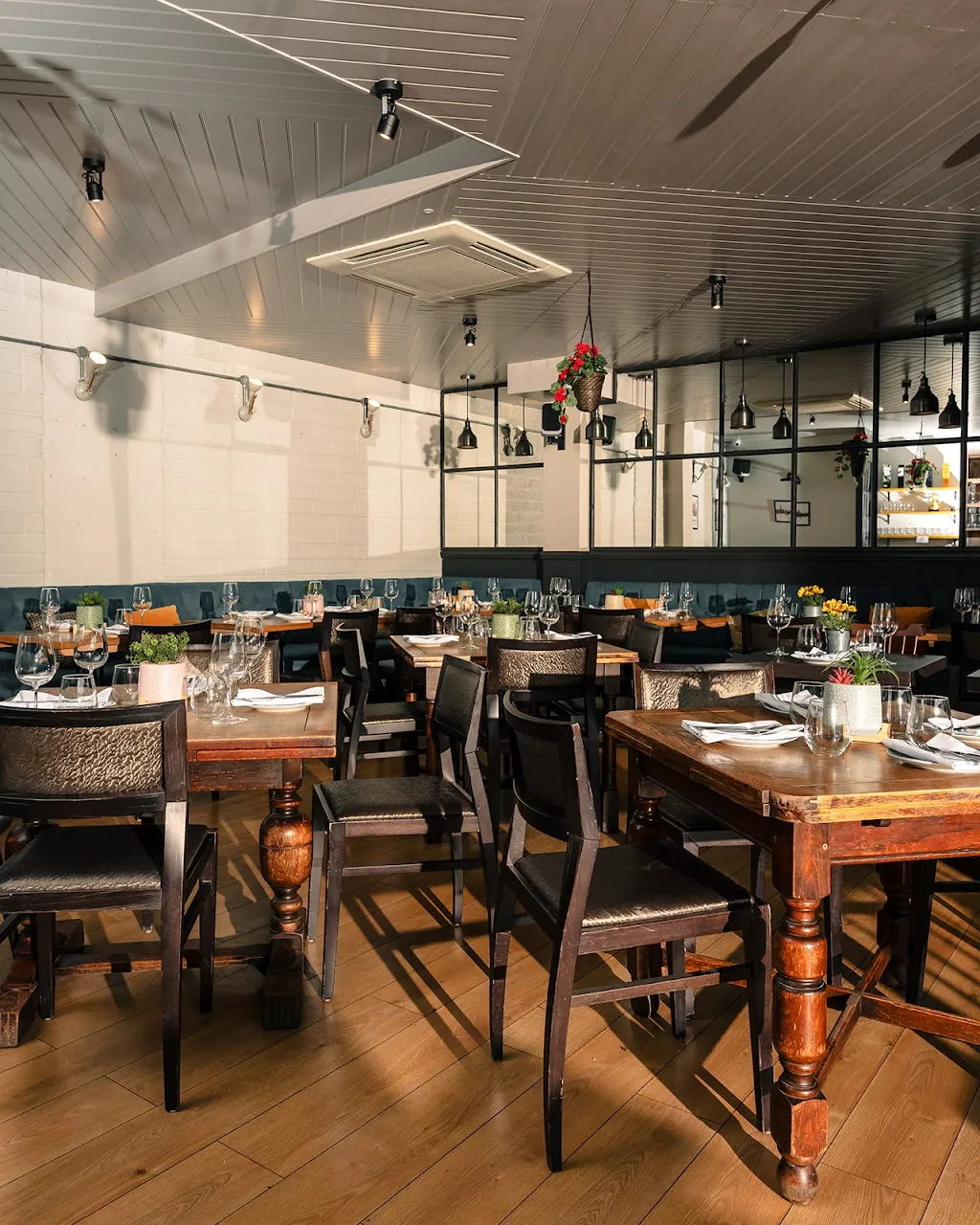 Tru Restaurant & Bar