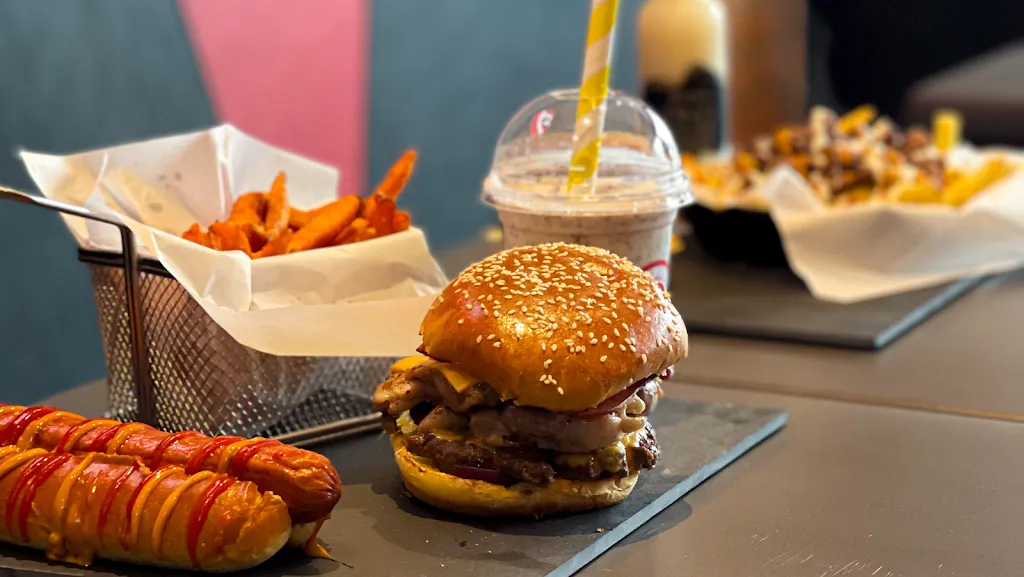 V's Burgers