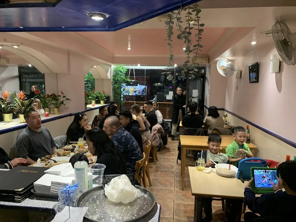 Viet Alley
