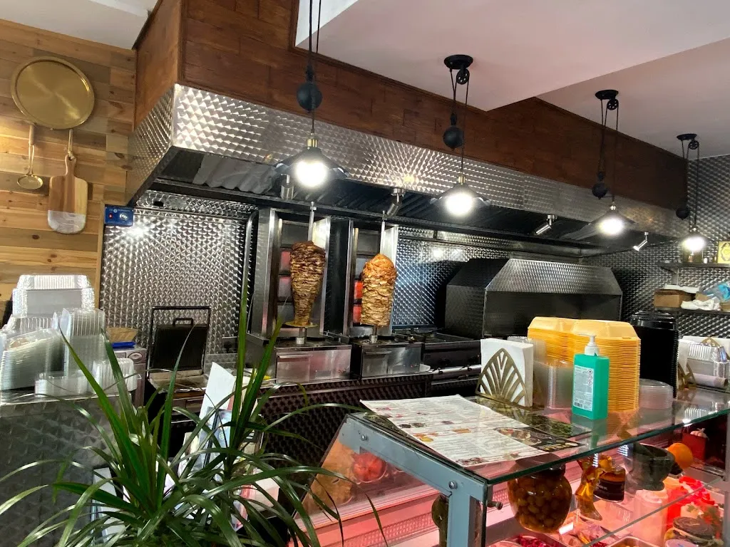 Villa Shawarma & Grill