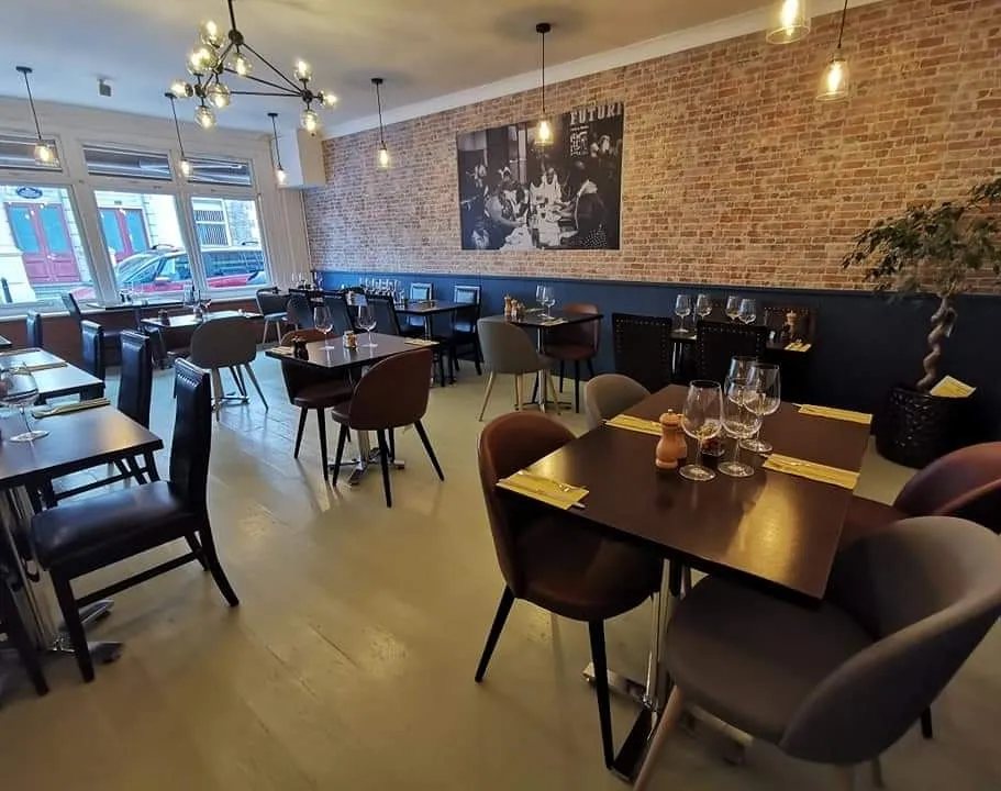 Village Pizzeria