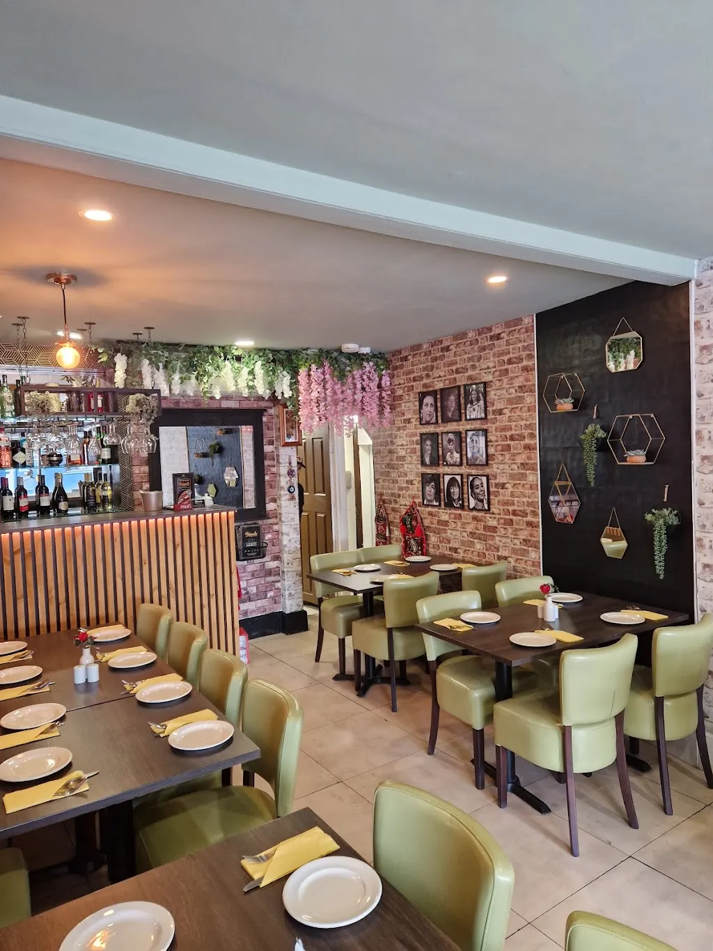Yasmin Restaurant - Finest Persian Cuisine