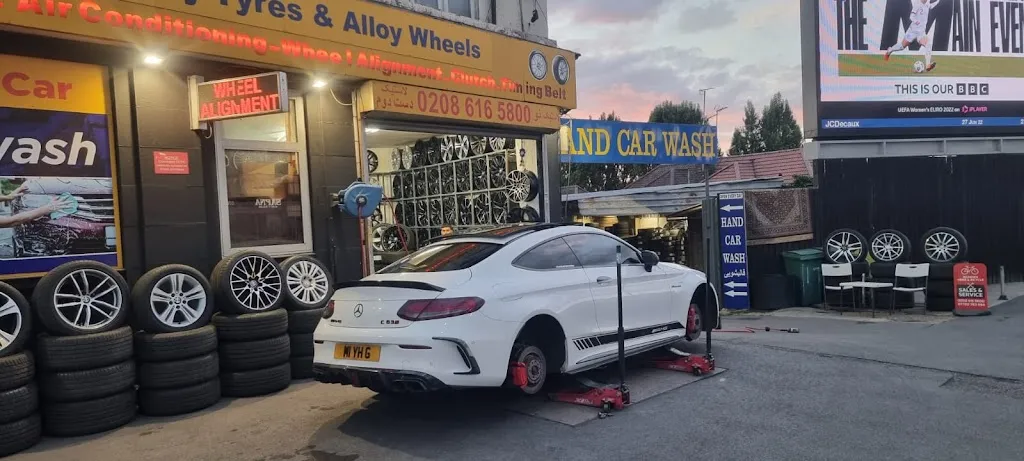 A406 Tyres