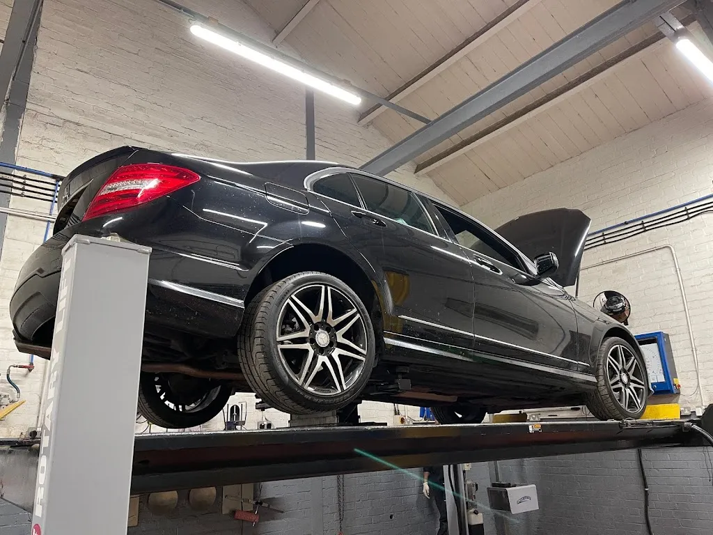 AMS Motors
