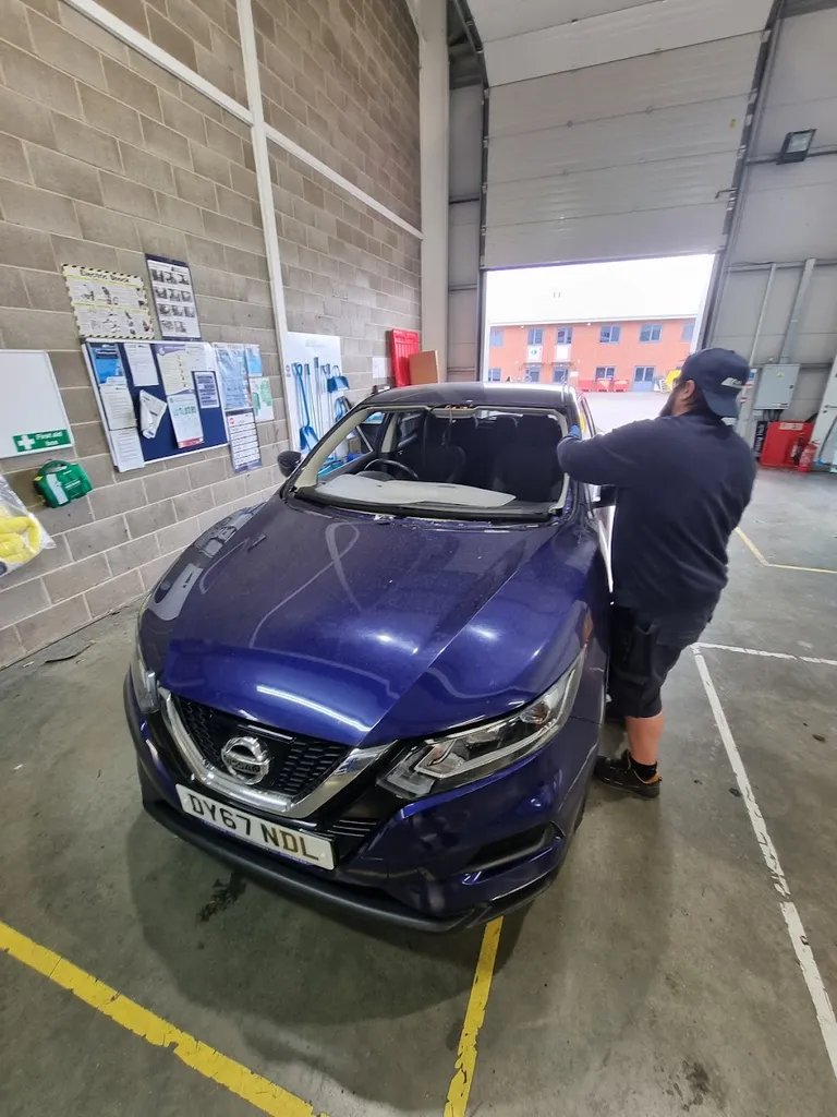 Auto Windscreens™