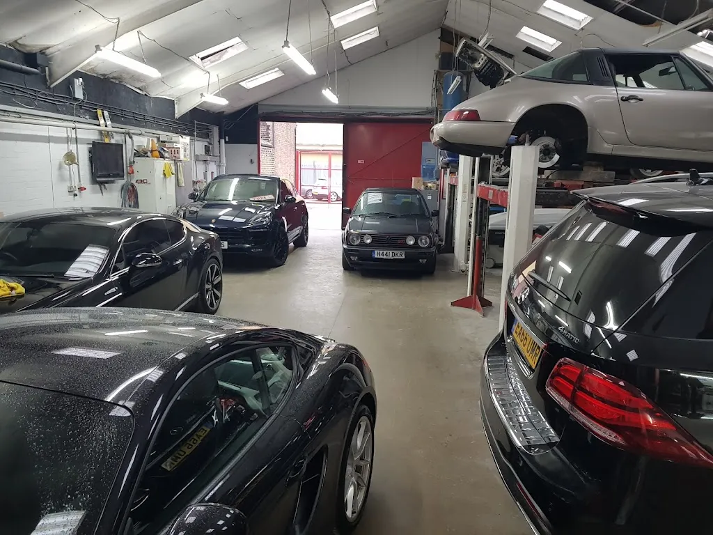 Autocrash Accident Repair Centre