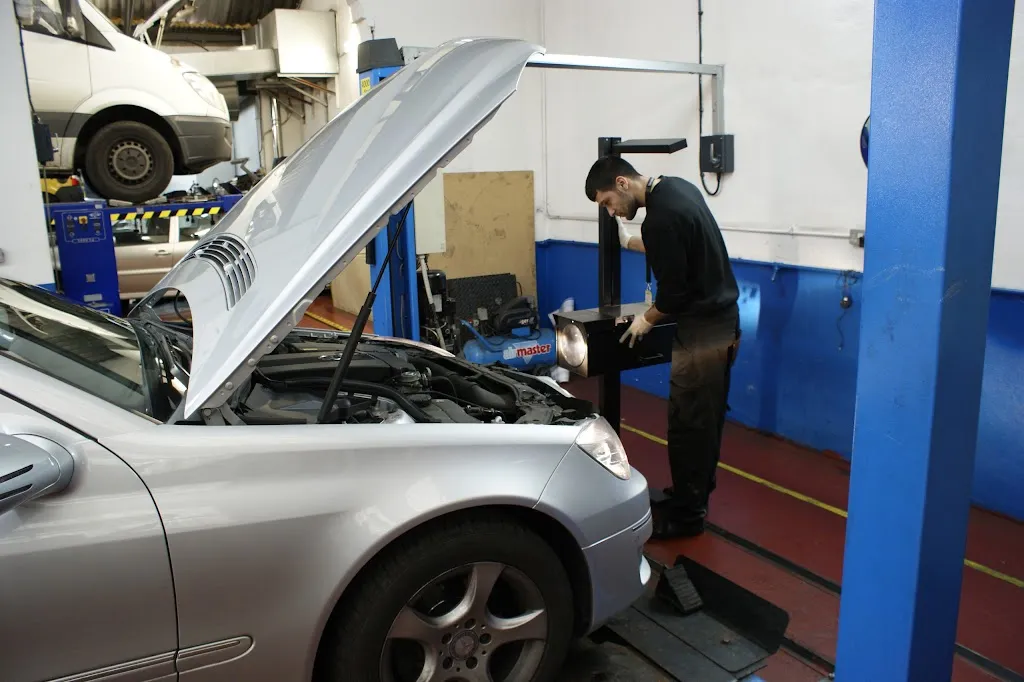 Best Motors Coachworks Ltd