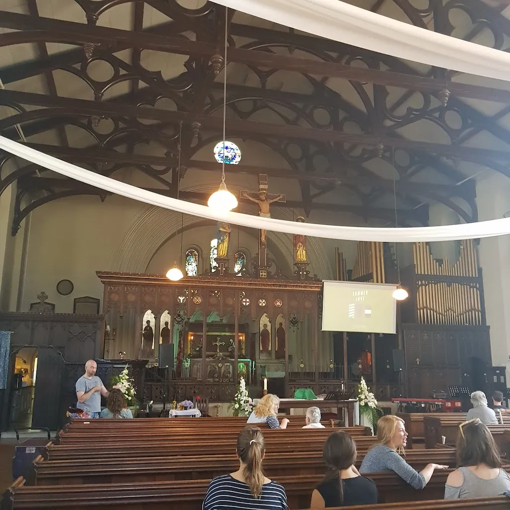 Bethnal Green Meeting House URC Church