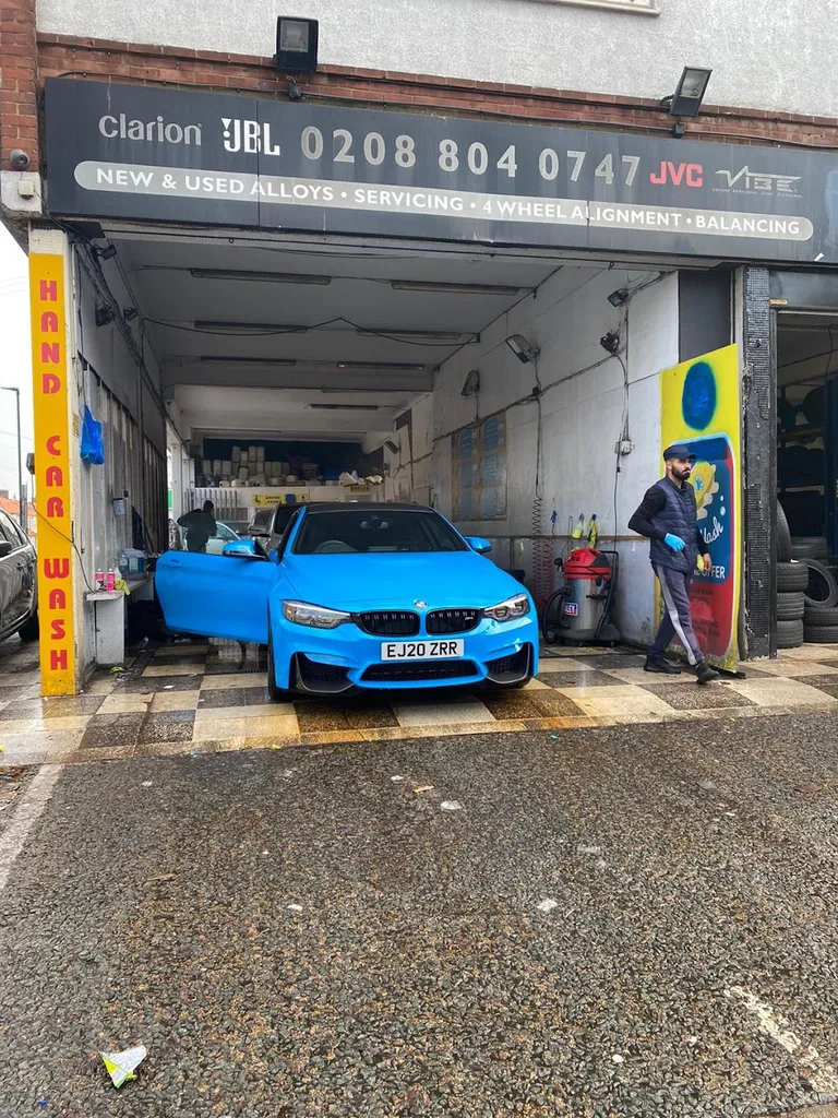 Blue Donkey Car Wash Enfield 1 Blue Donkey Car Wash Enfield