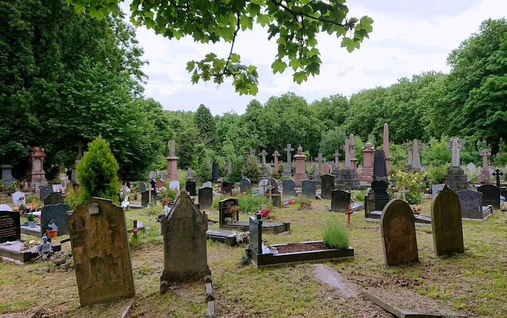 Brockley & Ladywell Cemetery