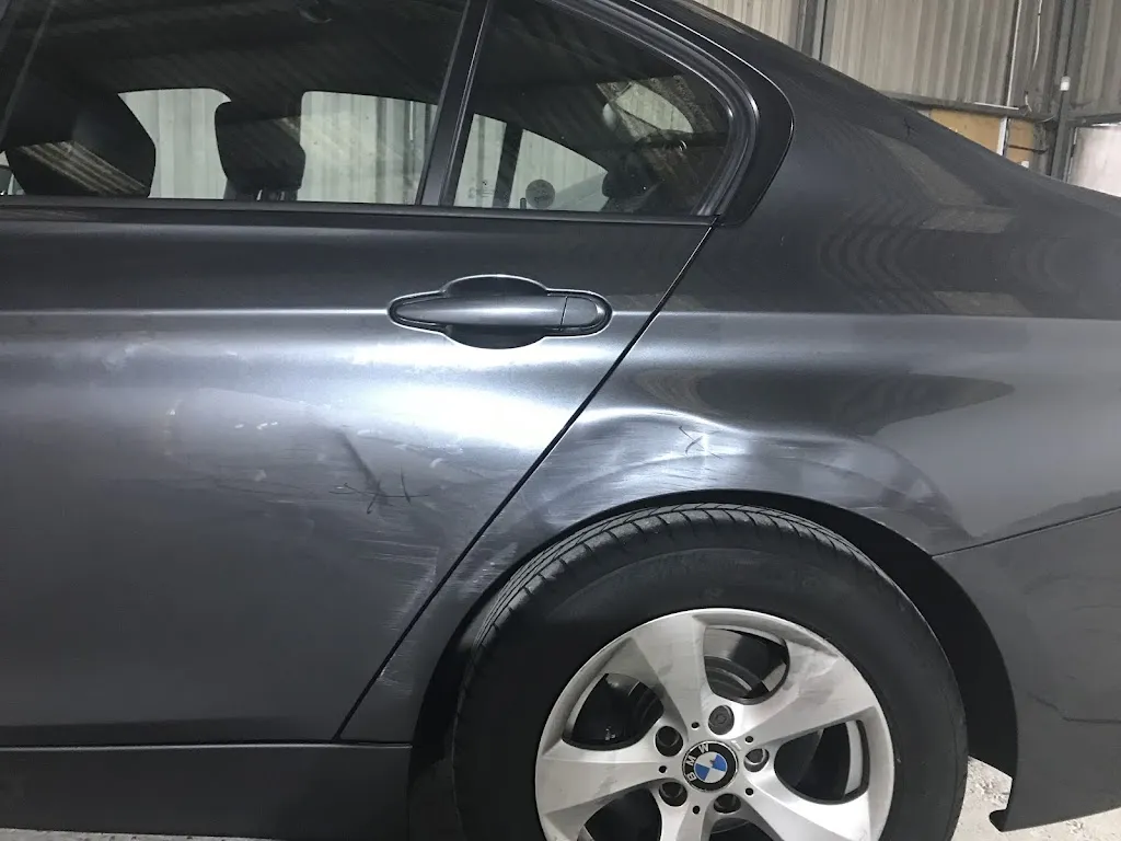 CAR FIXERS-I & A Motors Ltd (Car accident repairs) (Car Sales)