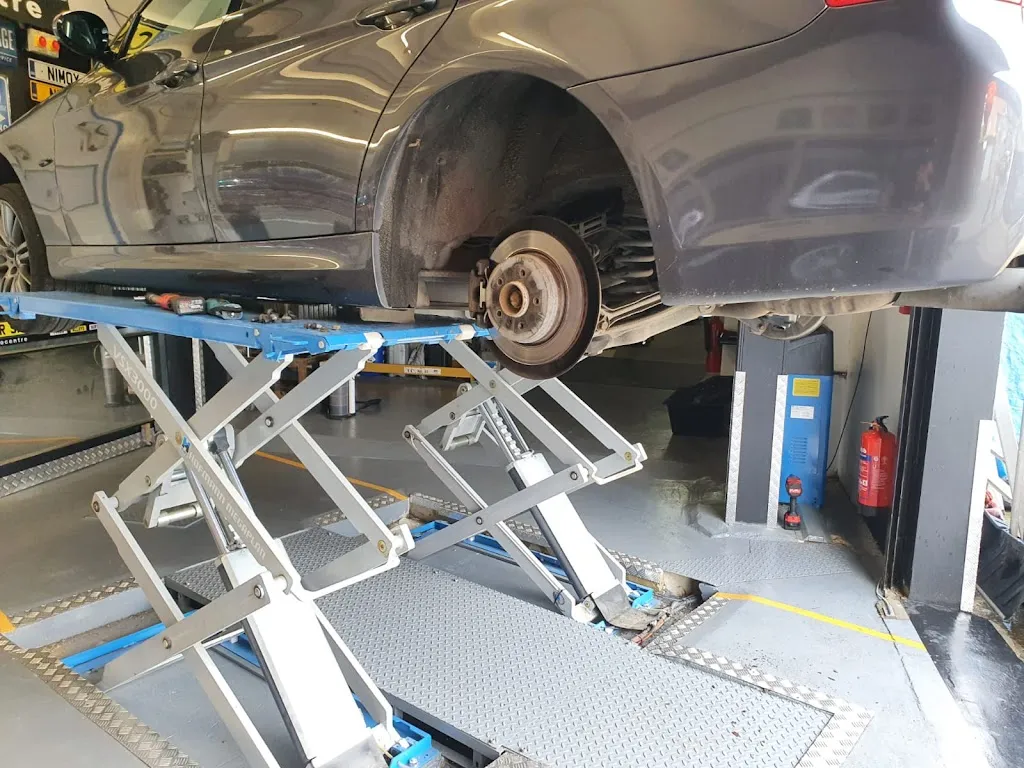 CAR SHOP AUTOCENTRE