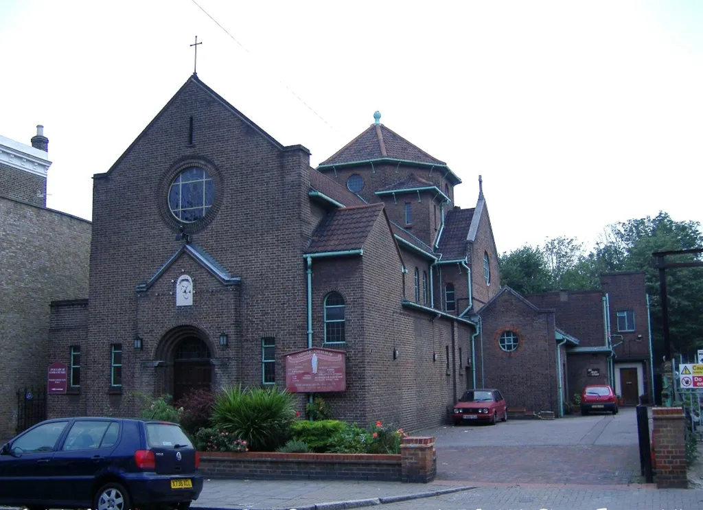 Catholic Church of Our Lady of Good Counsel, Stoke Newington