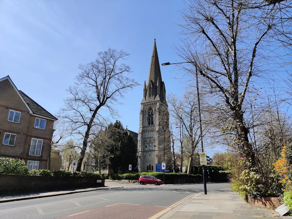 Christ Church with Saint Laurence Brondesbury