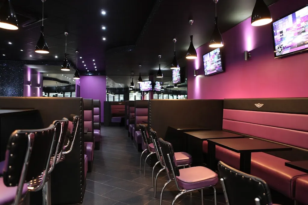 Creams Cafe Gants Hill