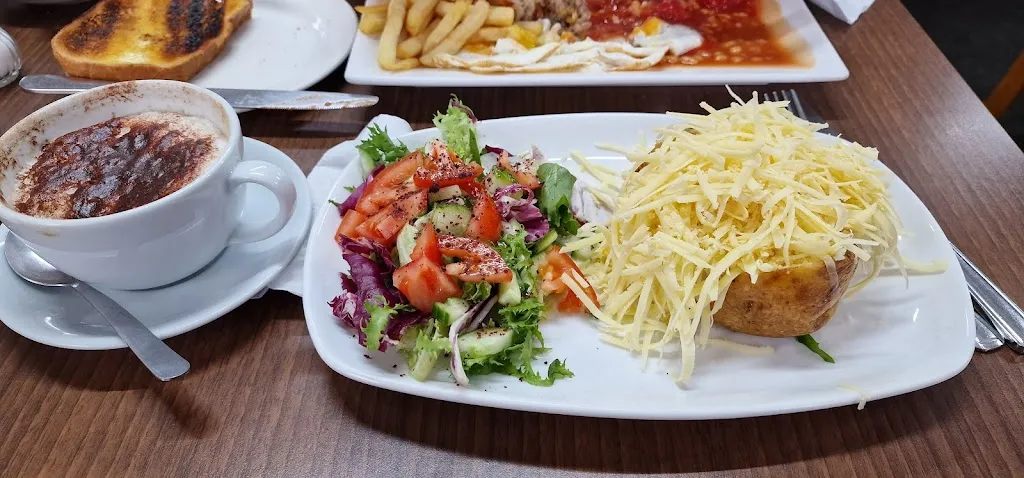 Crescent Cafe