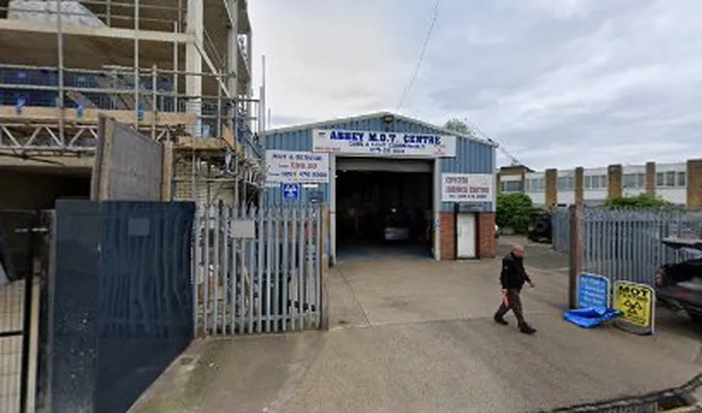 Crystal Service Centre