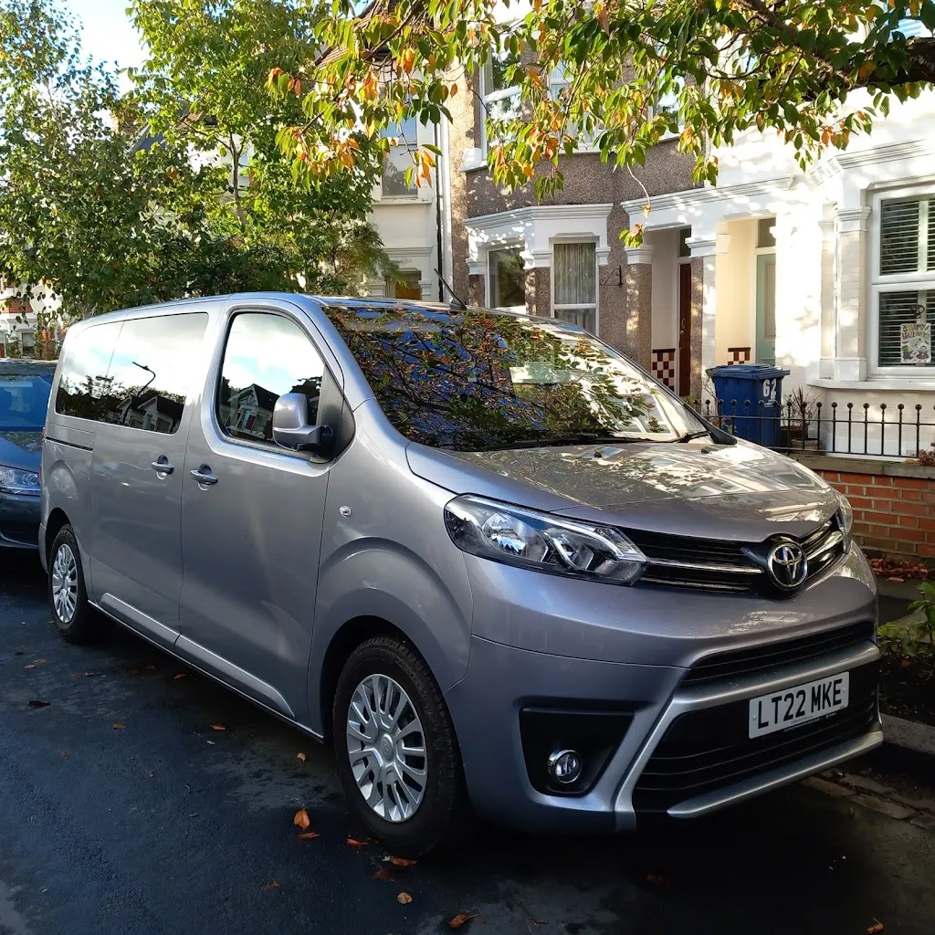 Currie Motors Car & Van Hire Brentford / Chiswick