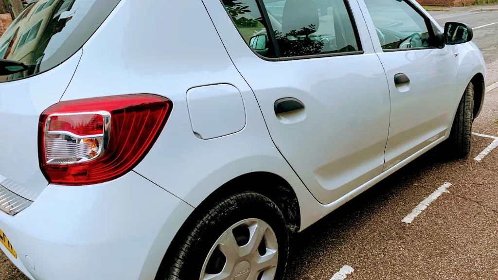 Dave's Car Hire
