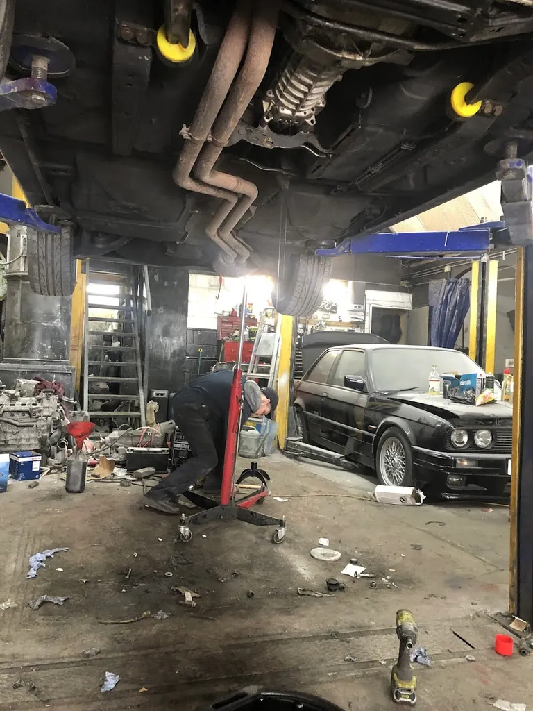 E2 Body works