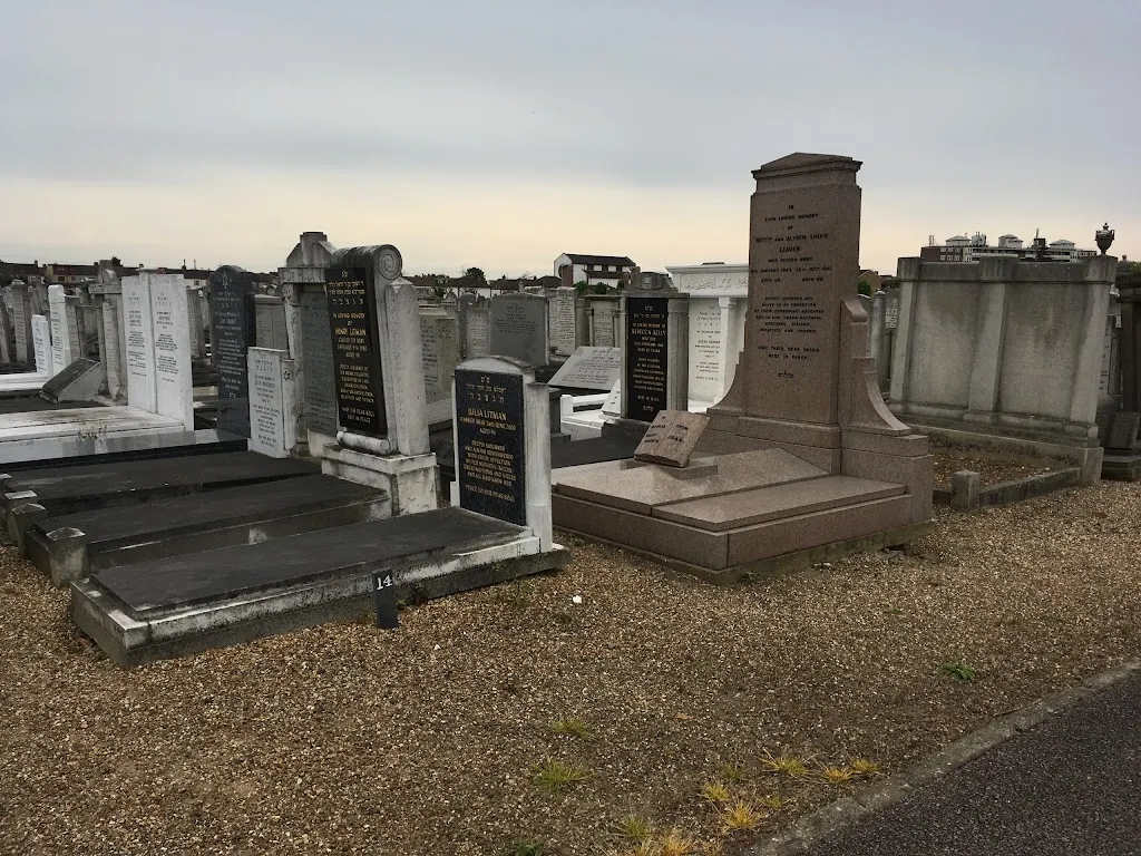East Ham Jewish Cemetery