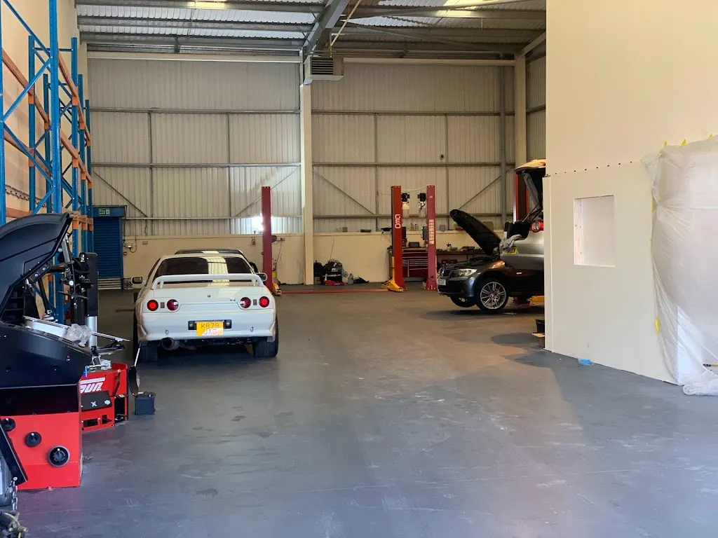 Eastman way mot centre