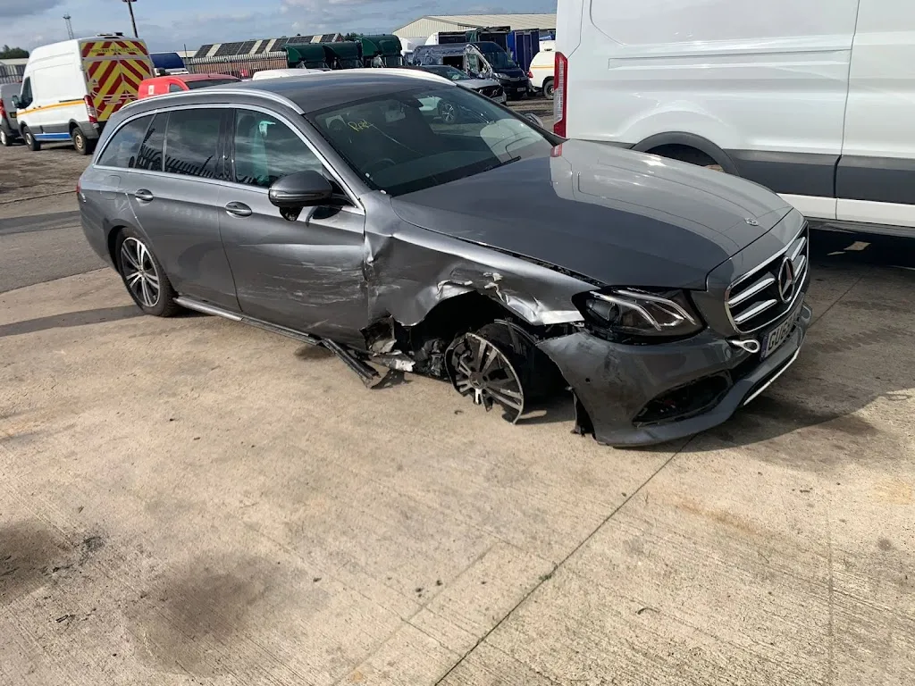 Edgware accident repair centre