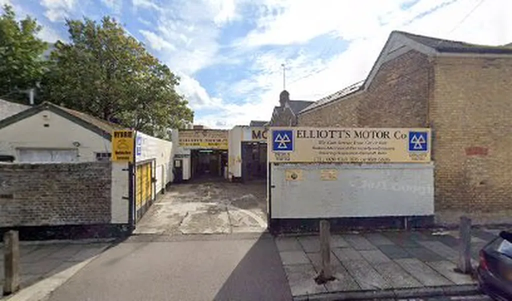 Elliotts Motor Company