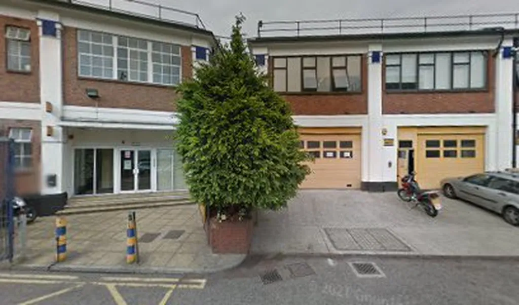 Fairview Vehicle Hire | Battersea & Vauxhall