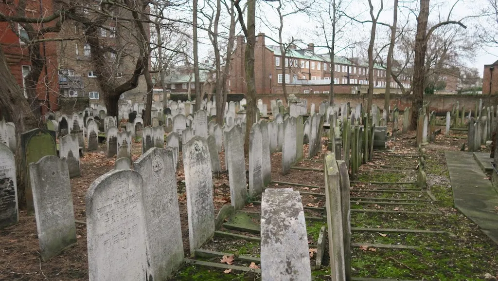 Fulham Road Jewish Cemetery