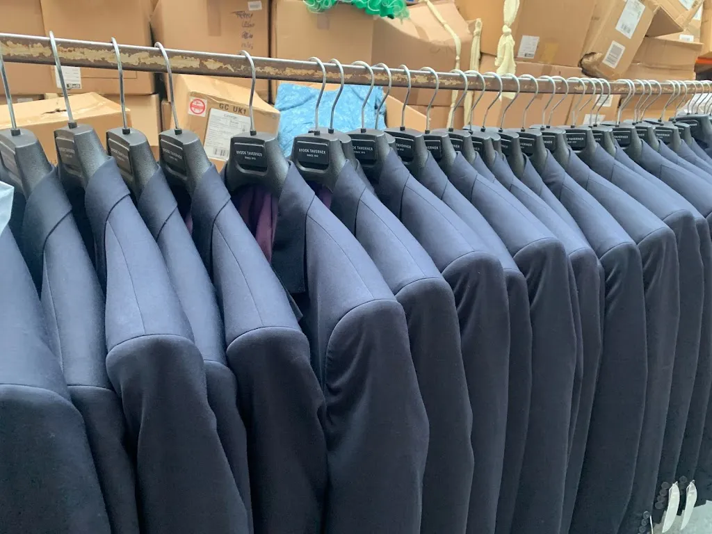 Gag trunks LTD