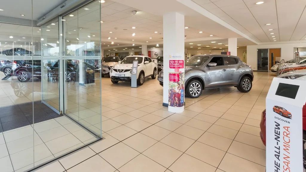 Glyn Hopkin Nissan Romford