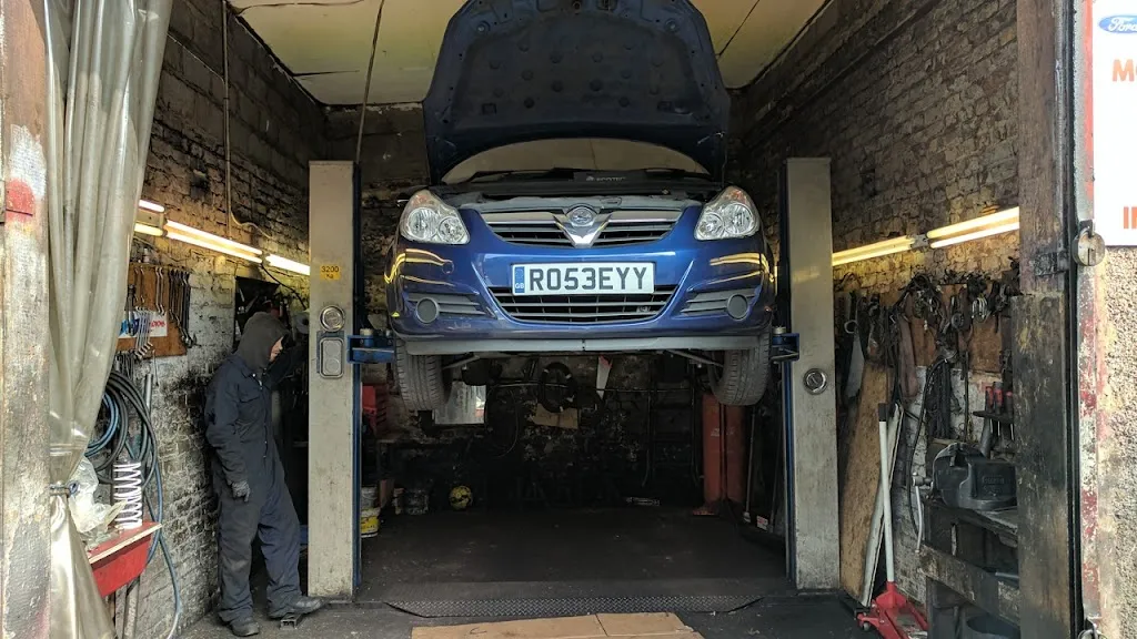 GNR Motors