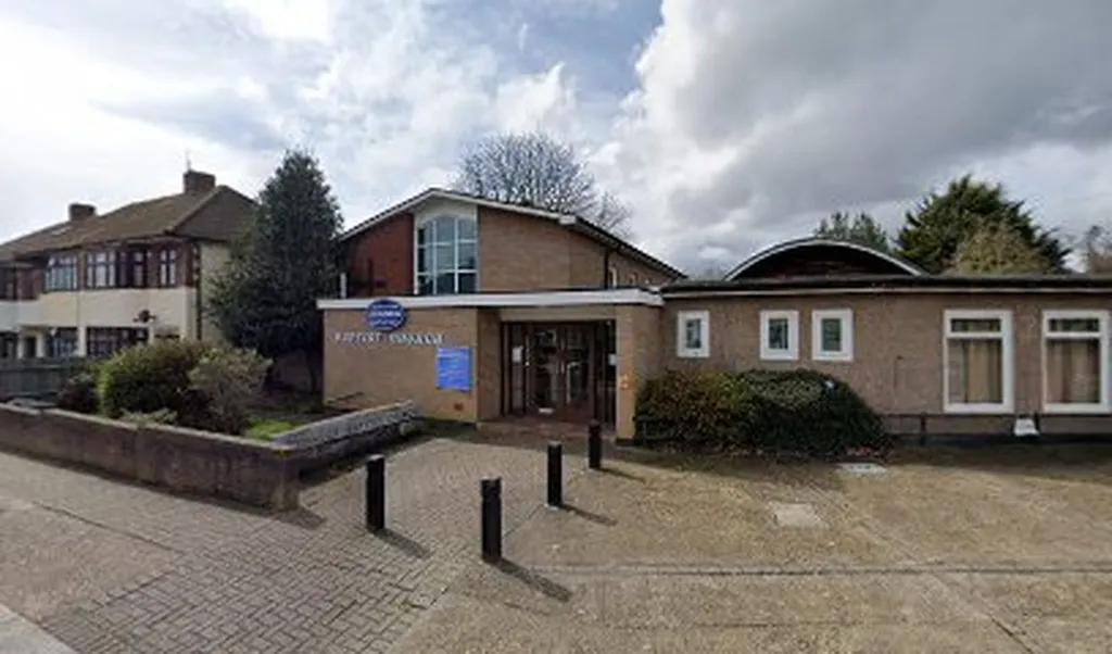 Hainault Baptist Church