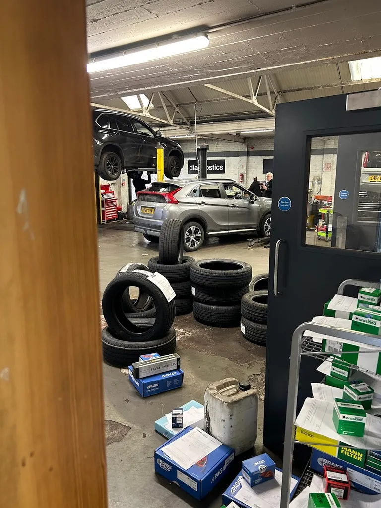 Halfords Autocentre Finchley