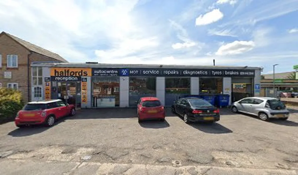 Halfords Autocentre Ruislip