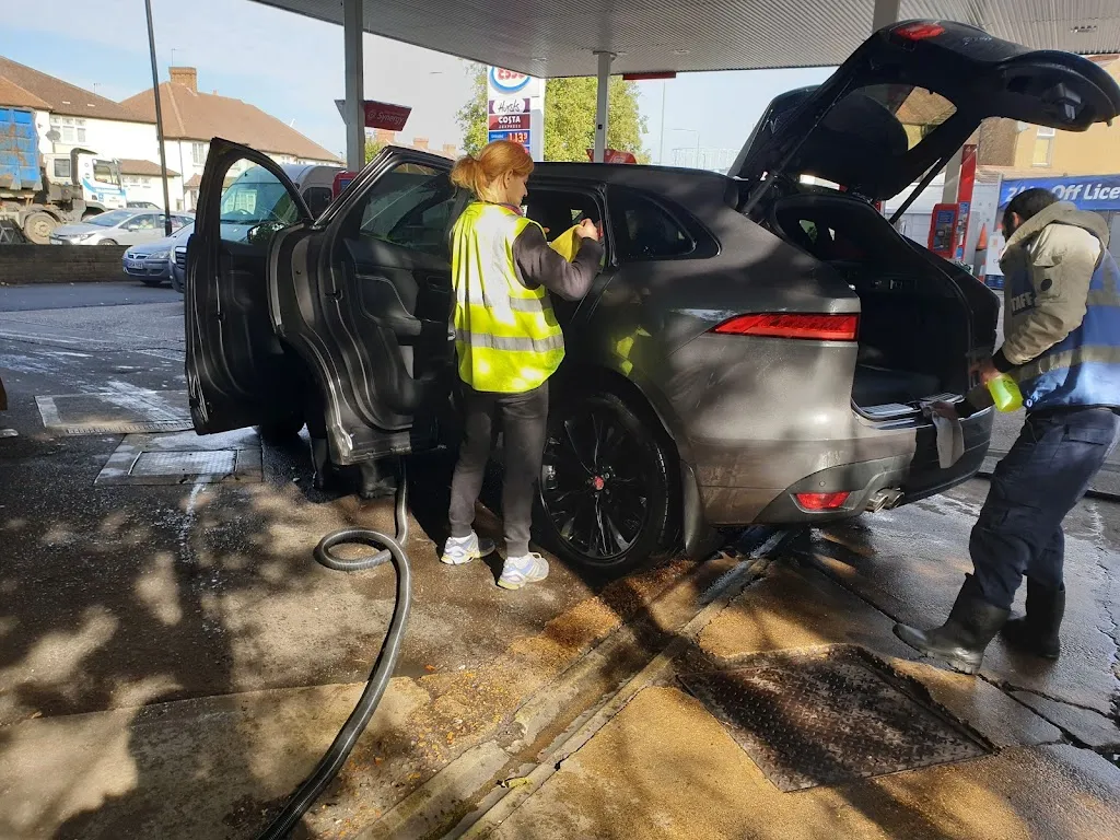 Hand Carwash Purley Way