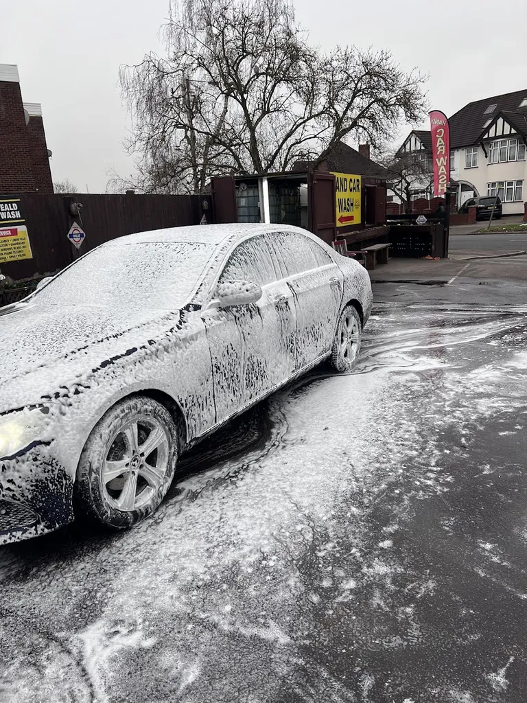 Harrow Weald Hand Car Wash
