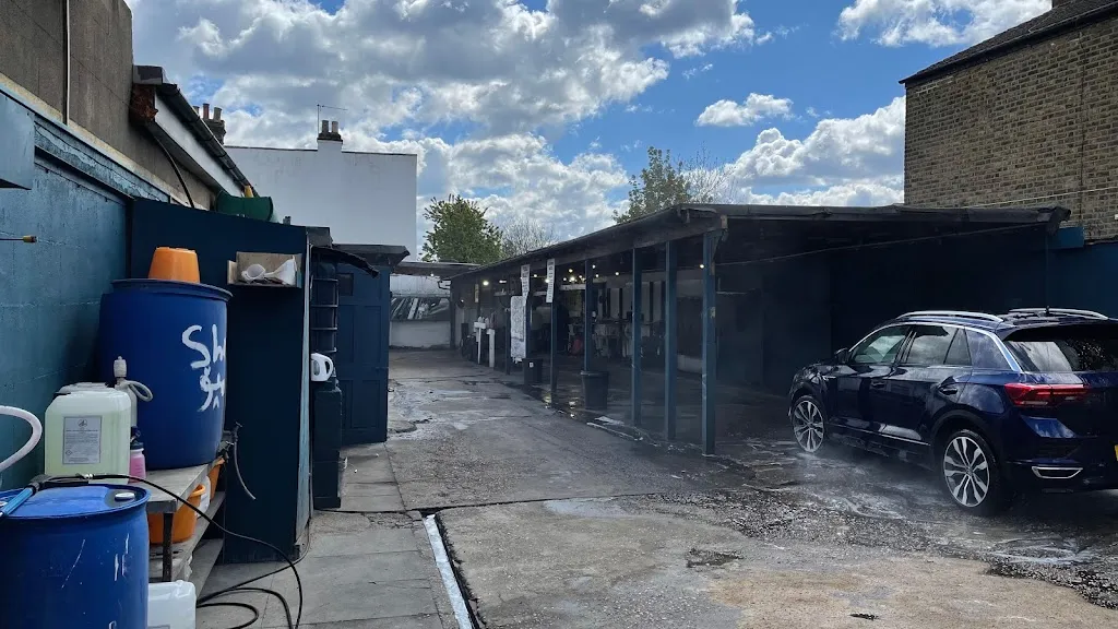 Hertford Road Hand Car wash
