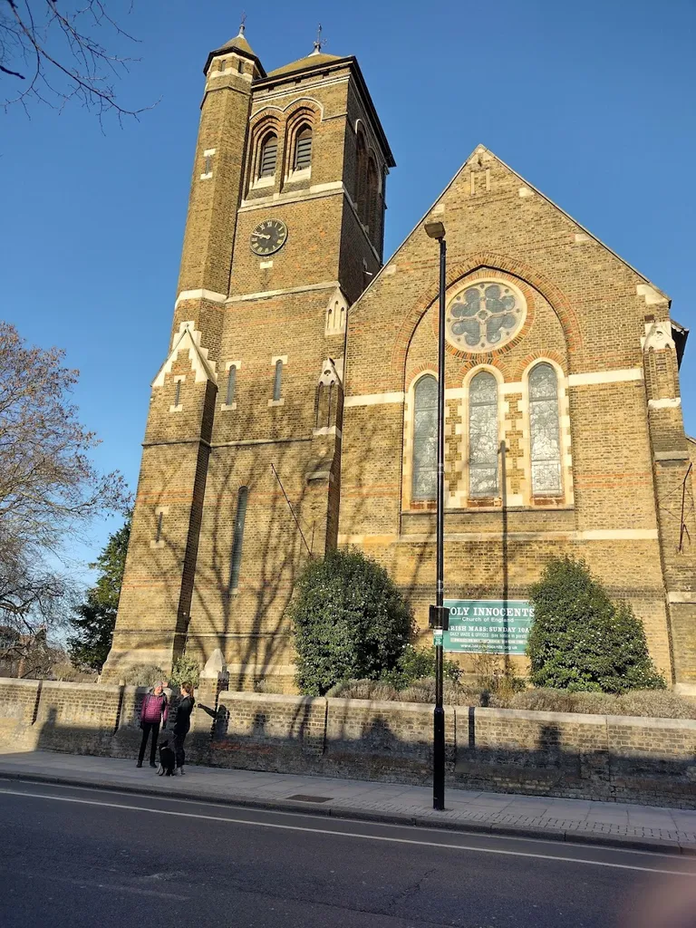 Holy Innocents, Crouch End
