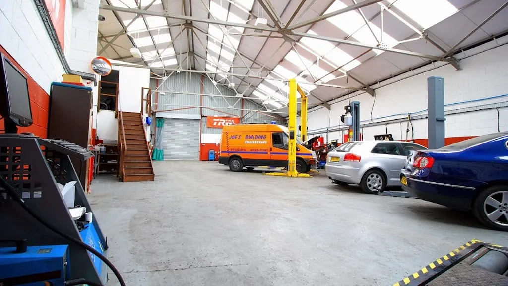 Horton Auto Service Centre LTD
