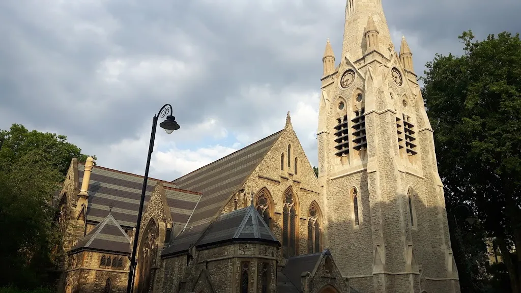 HTB Courtfield Gardens