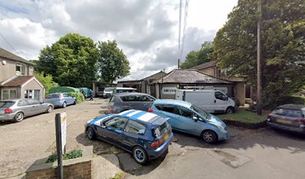 Humphreys Garage